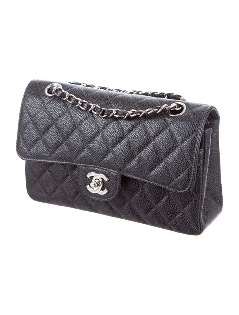 chanel classic flap bag in caviar leather 